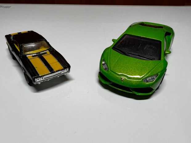 Hot Wheels, Burago kisautk vegyesen (Dodge, Lamborghini)