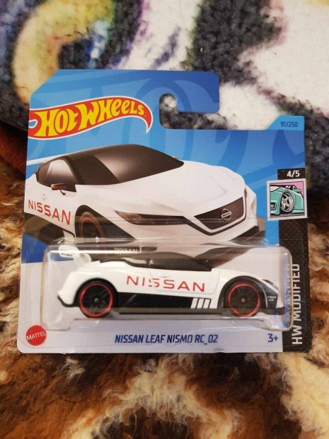 Hot Wheels: Nissan Leaf Nismo RC 02