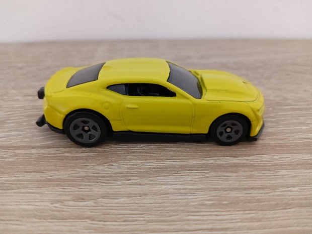 Hot wheels '69 Copo Camaro yellow