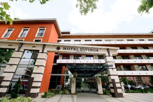 Hotel Divinus***** Debrecen wellness utalvny