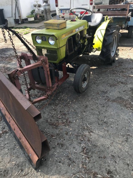 H�tol� h�eke kistraktorra profi