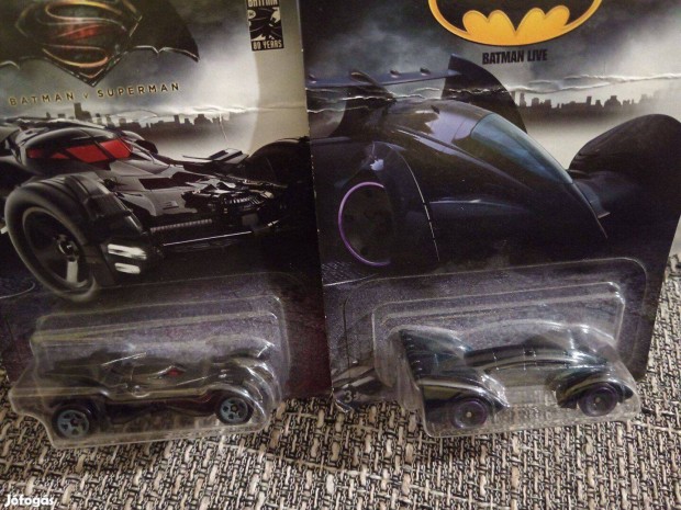 Hotwheels Batmobil, Batmobile elad bontatlanul! 2 db