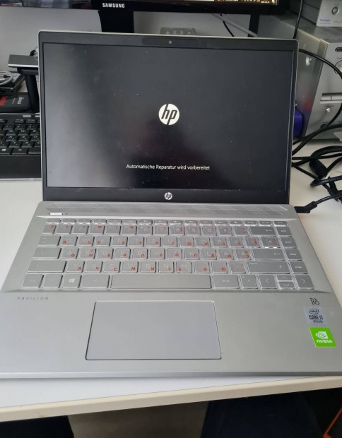 Hp 10.gen i7 laptop hibs j aksival elad !