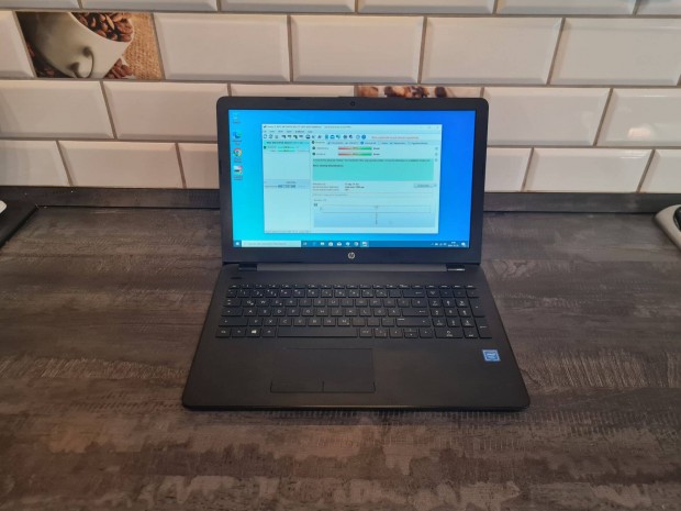 Hp 15,6 os laptop jszer 13 nap zemidvel j aksival elad !