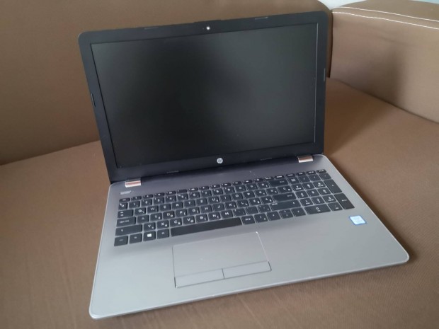 Hp 250 g6 i5 2,7GHZ laptop 15"