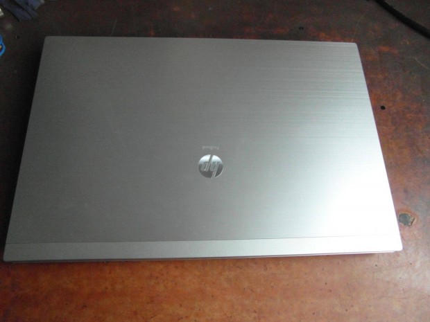 Hp Probook4520s laptop i5 4gb/ram 300gb hibs, monitorrl j