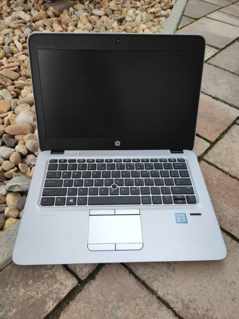 Hp elitebook 820 G3 laptop