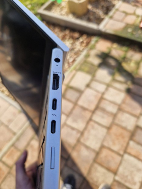 Hp elitebook 840 G7 " windows 11 "