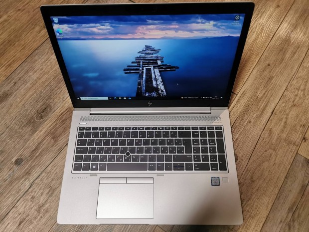 Hp elitebook 850 G6 i7 laptop super akcis! 