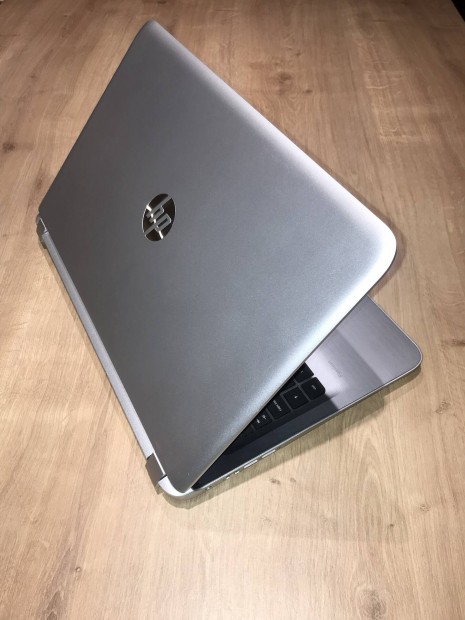 Hp laptop 1TB HDD 240 GB SSD 8GB RAM