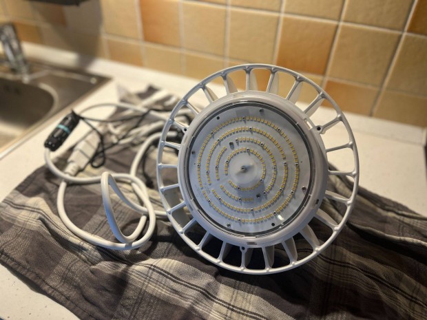 Hpled 100W Full Spectrum beltri nvny termesztshez