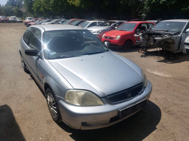 Hponda Civic 6 Gen karosszéria elemei szürke