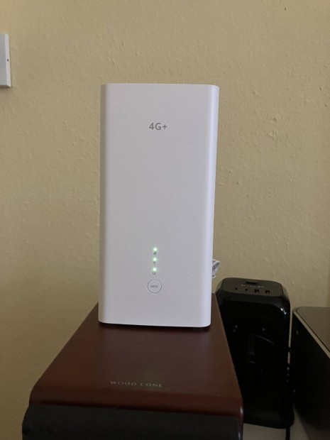 Huawei 4G CPE Pro3 nagysebessg 4G+ LTE Cat12 Sim krtys WIFI router