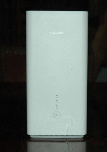Huawei 4G CPE Pro 2 B628-265 asztali router
