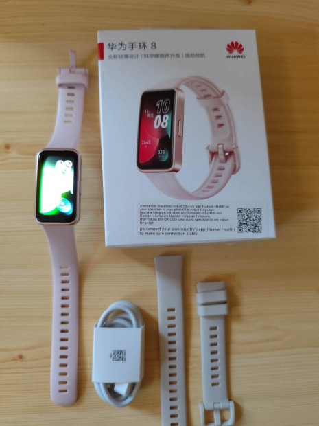 Huawei Band 8 okos karkt 