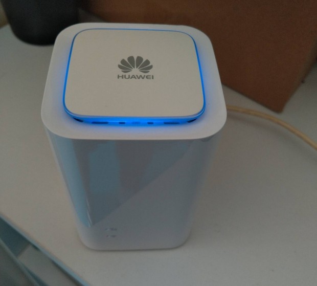 Huawei E5180 LTE/4G SIM krtys wifi router, Fggetlen.