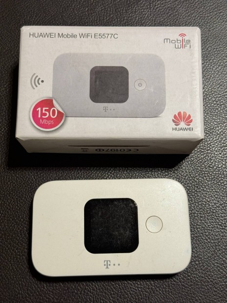 Huawei E5577Cs-321 mobil router + 8 GB microsd krtya elad