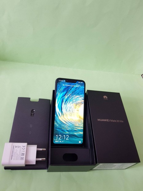 Huawei Mate 20 Lite 64GB Krtyafggetlen kk szn mobiltelefon elad!