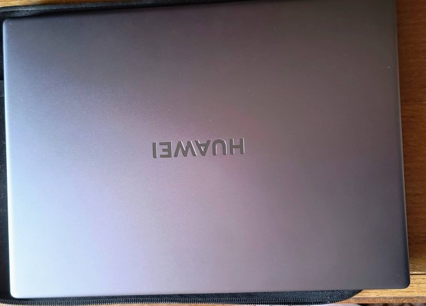 Huawei Matebook 14 i5 8/512