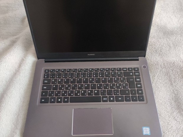Huawei Matebook D 53010Gwa Szrke laptop (15,6" FHD/Core i3/8GB/256 GB
