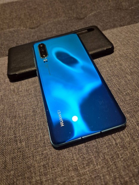 Huawei P30 (6/128GB) srlt, de j llapotban elad