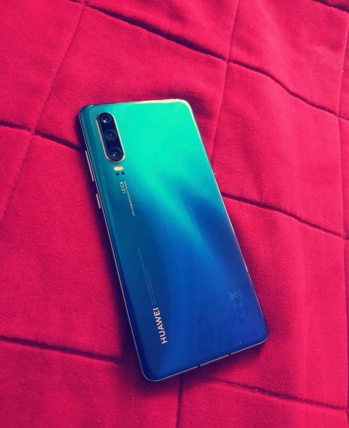 Huawei P30 telefon elad