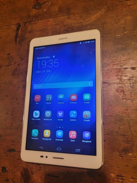 Huawei T1 8pro tablet alkatrsznek