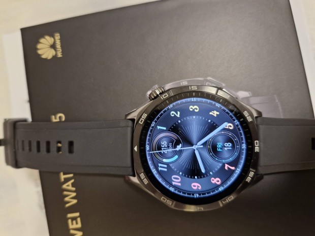 Huawei Watch GT5 fekete 45mm elad