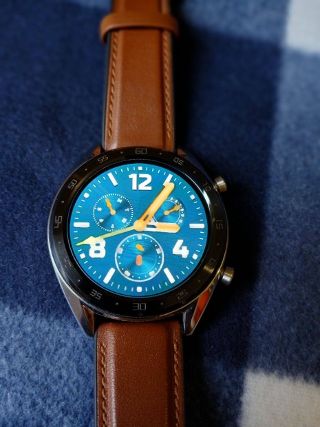 Huawei Watch GT-56C Okosra. Szp llapotban,dobozban,tltjvel