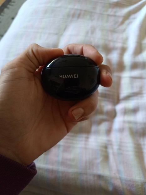 Huawei flhallgat 