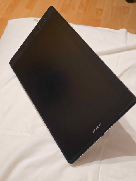 Huion Kamvas Pro 16 + ST200 �llv�ny