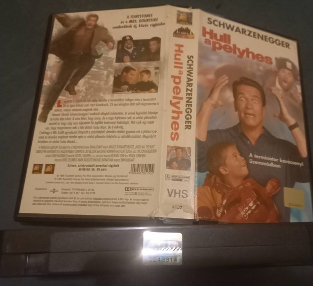 Hull a pelyhes - vgjtk vhs - Arnold Schwarzenegger