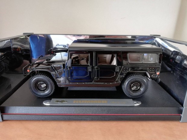 Hummer H1 Black Hard Top Wagon 1:18 1/18 modell