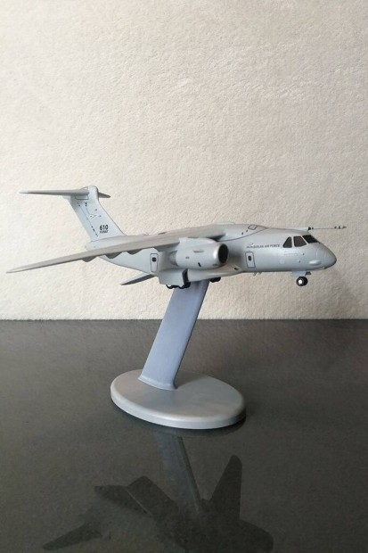 Hunaf Magyar Lgier Embraer KC-390 Millennium replgp modell