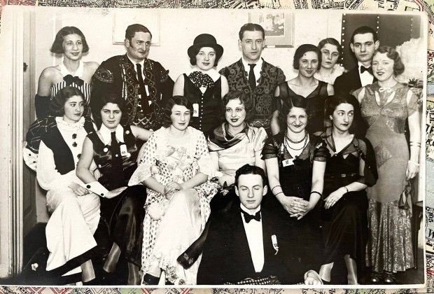 Hungria Viv Club jelmezbl 1933. fnykp, fot rgi retro vintage