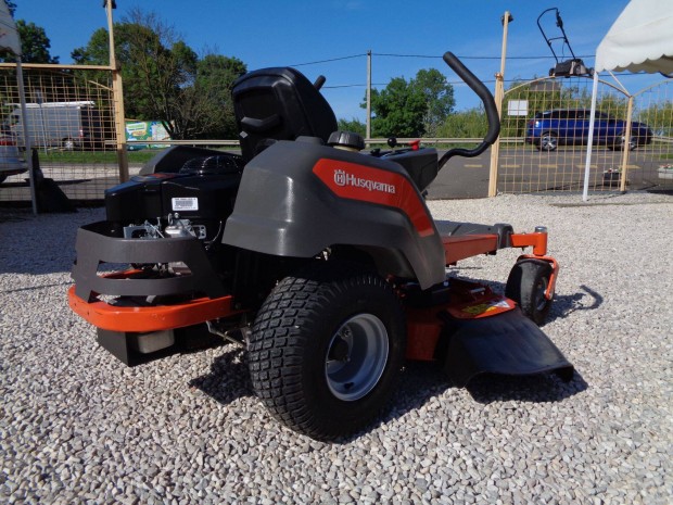 Husqvarna 22le Zero 2 henger Fnyr traktor Fnyrtraktor