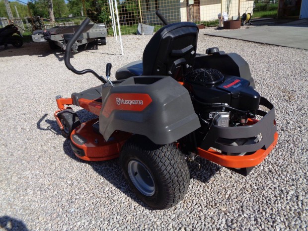 Husqvarna 22le Zero 2 henger Fnyr traktor Fnyrtraktor