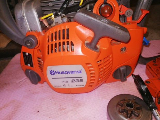 Husqvarna 235 lncfrsz elad! 