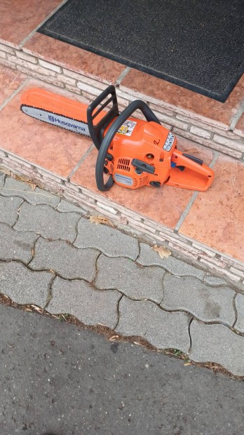 Husqvarna 236 lncfrsz elad 