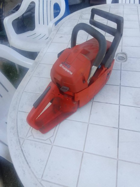 Husqvarna 246 láncfűrész Működik ingyen szállítás