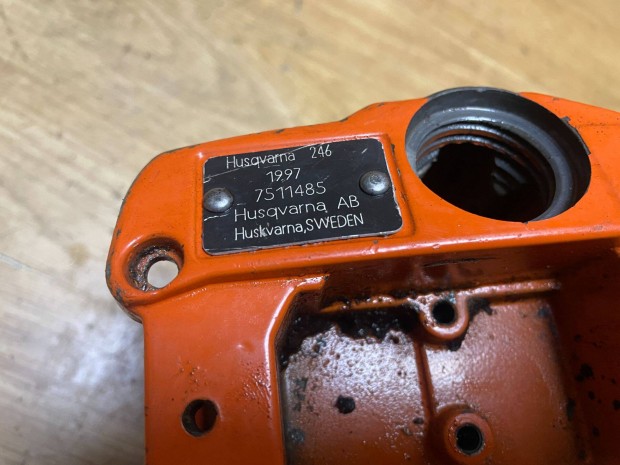 Husqvarna 246 lncfrsz blokkfelek prban eladk