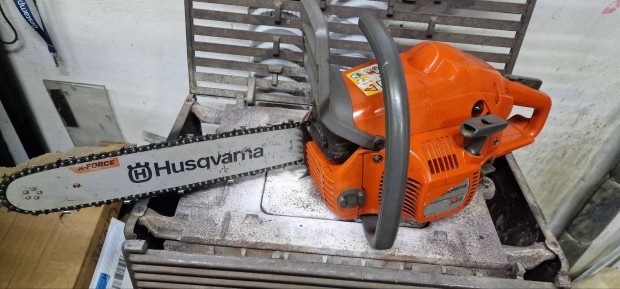 Husqvarna 345 elado