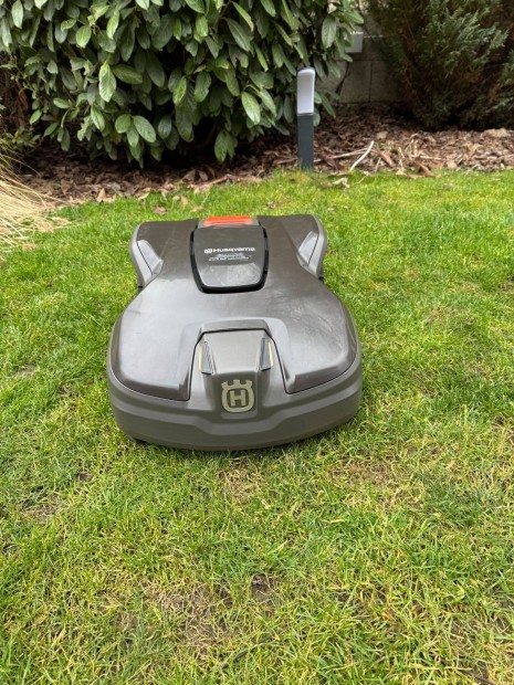 Husqvarna Automower 305 robotf�ny�r�