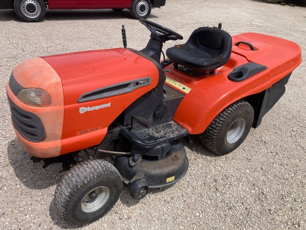 Husqvarna Cth141 fnyrtraktor fnyr traktor elad