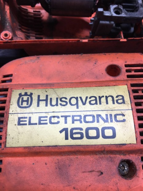 Husqvarna Electronic 1600 elektromos lncfrsz