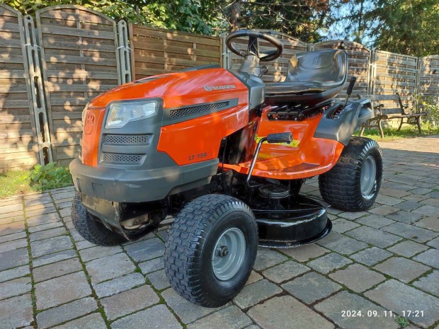 Husqvarna LT154 fnyrtraktor 19le fnyr traktor