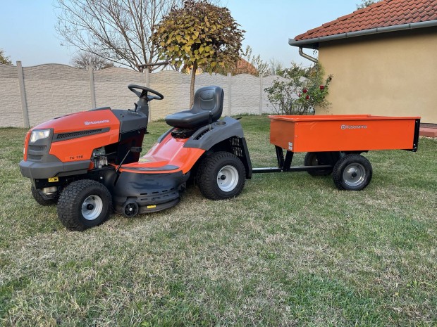 Husqvarna TC 138 Fnyr traktor