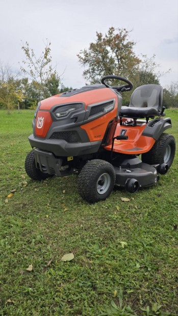 Husqvarna fnyr traktor garancis fnyrtraktor