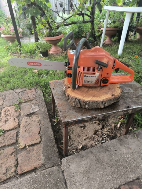 Husqvarna láncfűrész
