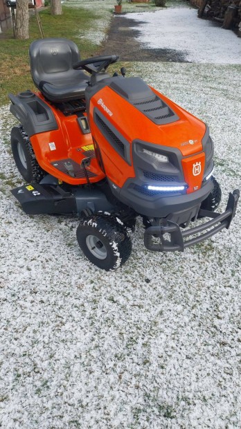 Husqvarna ts 342 Fnyr traktor Elad